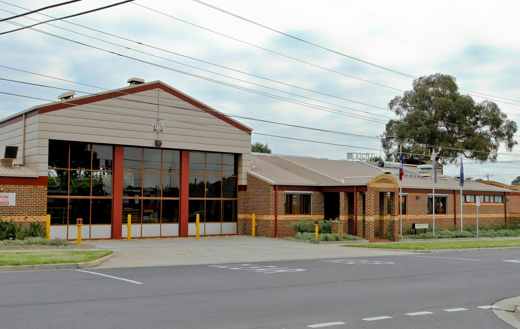 Brick industrial units on a street in Highett, Melbourne